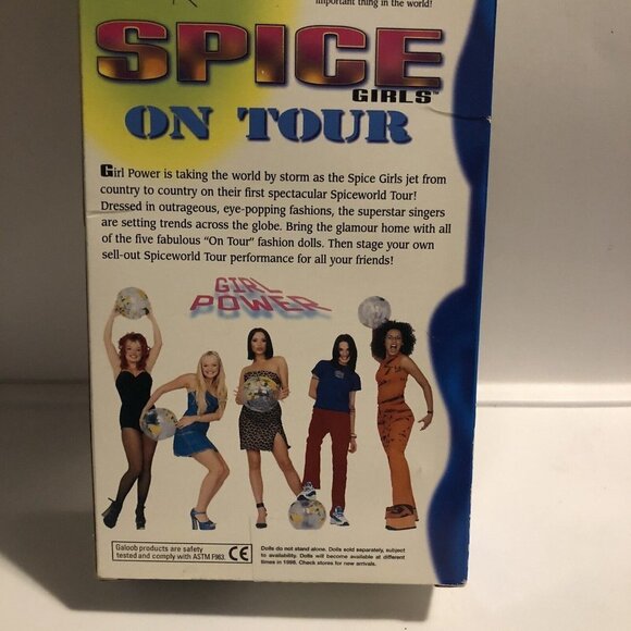 Spice Girls On Tour Posh Spice Doll Victoria Galoob Official Merchandise - Picture 7 of 9